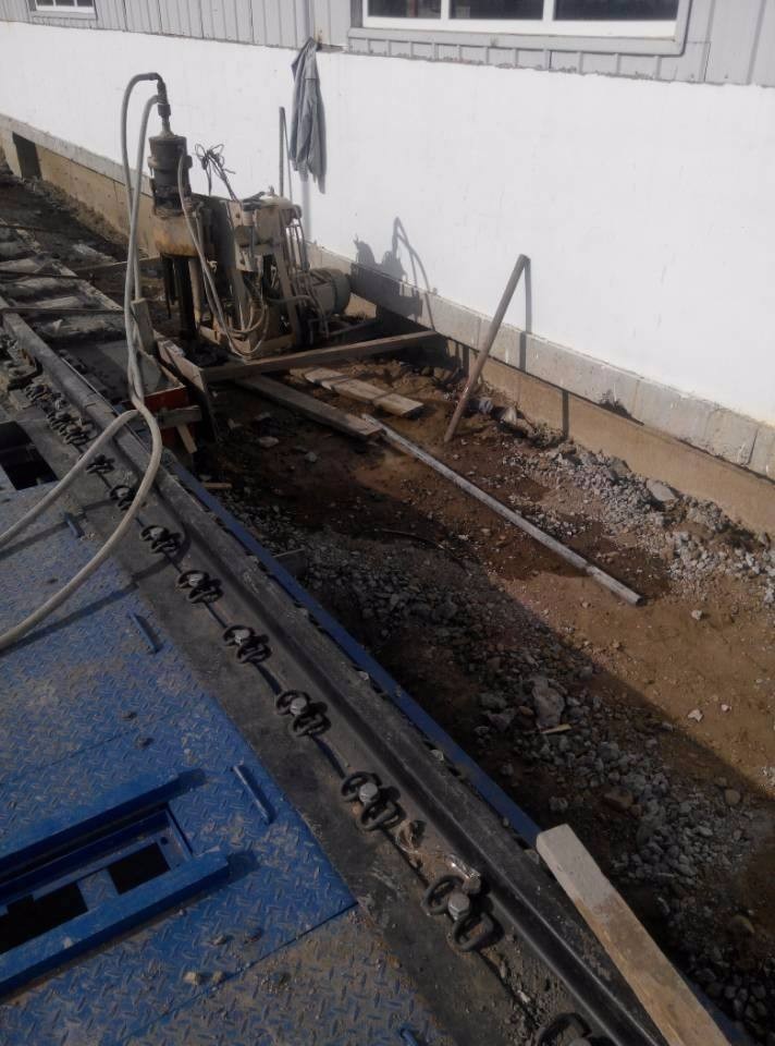 光山注浆治理铁路高路基沉陷病害